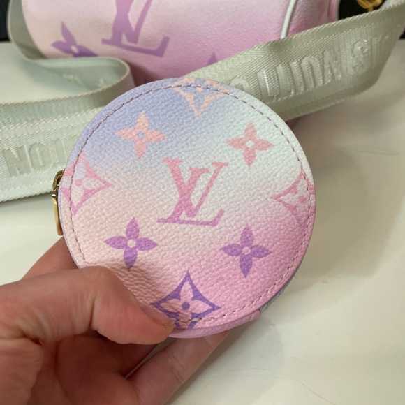 Louis Vuitton / Sunrise Pastel Monogram Coated Canvas Papillon BB Gold Hardware - Picture 3 of 9